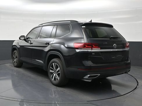 Used 2023 Volkswagen Atlas SE FWD image 3