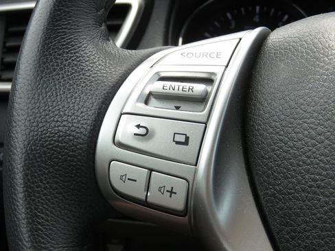 Used 2016 Nissan Rogue SL w/ SL Premium Package AWD/4WD image 22