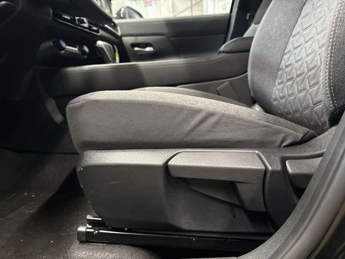 New 2026 Nissan Kicks SV w/ SV Premium Package image 14