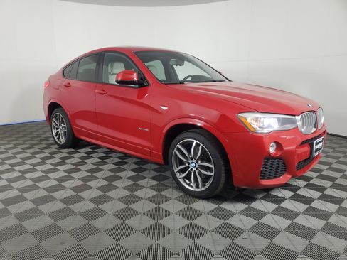 Used 2015 BMW X4 xDrive28i image 2