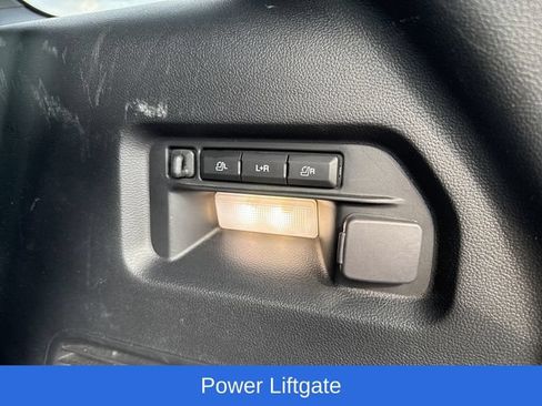 Used 2023 Ford Explorer Platinum w/ Technology Package AWD/4WD image 13