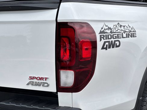 Used 2023 Honda Ridgeline Sport image 21