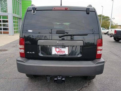 Used 2011 Jeep Liberty Renegade image 8