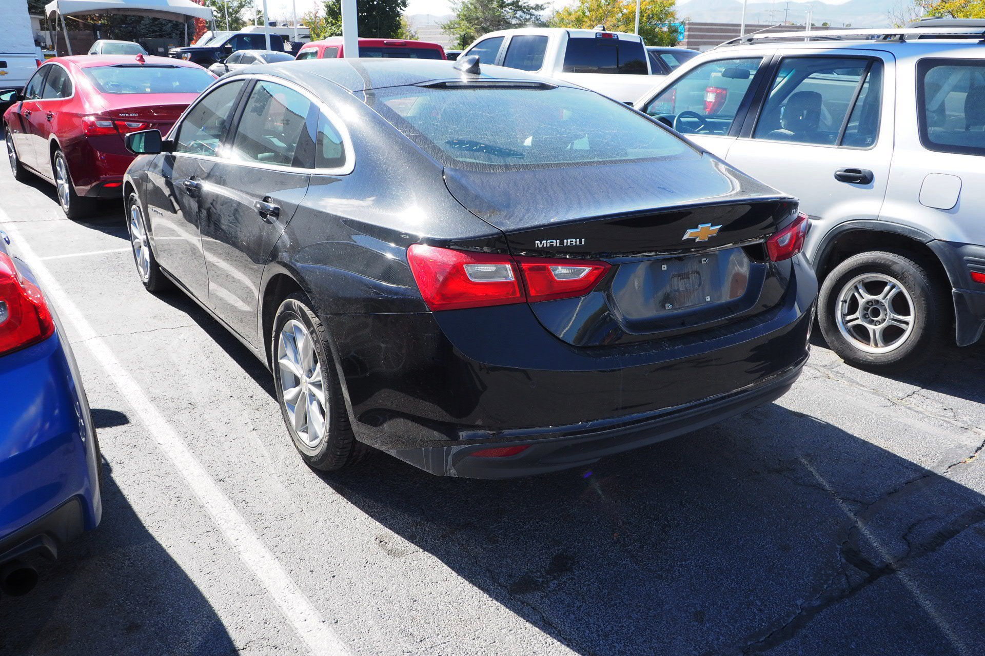 Used 2025 Chevrolet Malibu LT FWD image 3