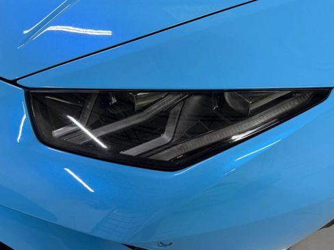 Used 2020 Lamborghini Huracan EVO RWD image 36