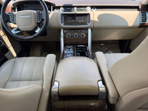 Used 2017 Land Rover Range Rover HSE AWD/4WD image 13