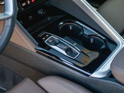 Certified 2025 Audi Q5 Premium Plus w/ Premium Plus AWD/4WD image 22
