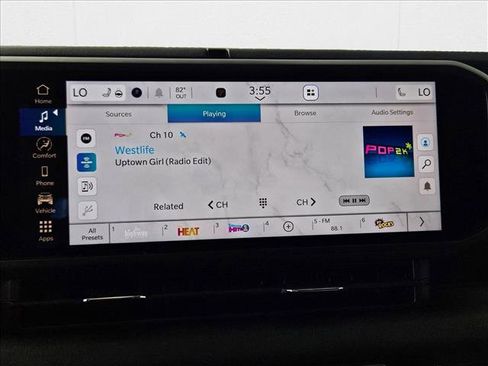 New 2025 Jeep Gladiator Mojave w/ Convenience Group image 12