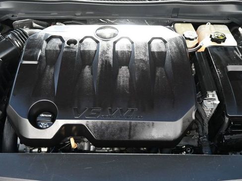 Used 2018 Chevrolet Impala LT image 18