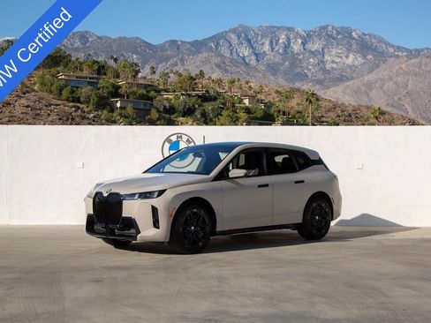 Used 2026 BMW iX xDrive60 w/ M Sport Package AWD/4WD image 1