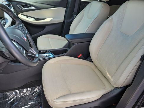 Used 2024 Buick Encore GX Preferred w/ Comfort Package FWD image 13
