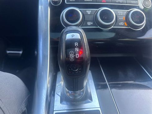 Used 2016 Land Rover Range Rover Sport Supercharged image 28