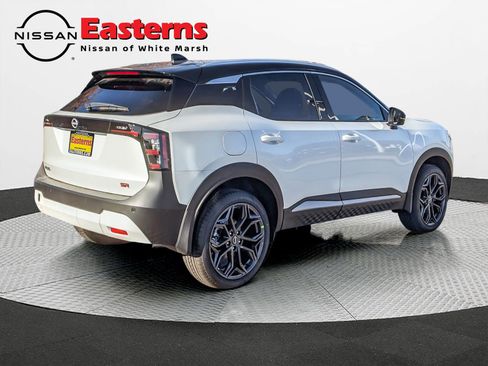 New 2026 Nissan Kicks SR w/ SR Premium Package FWD image 6
