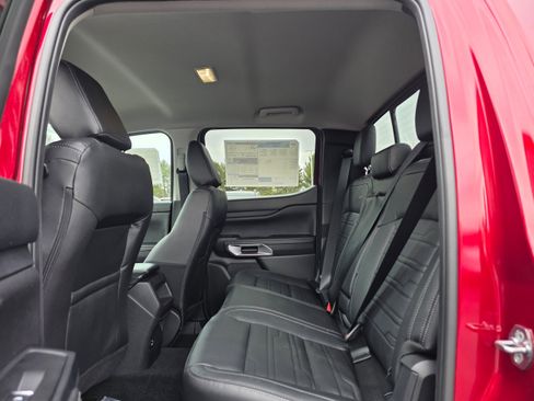 New 2025 Ford Ranger Lariat w/ FX4 Off-Road Package image 10