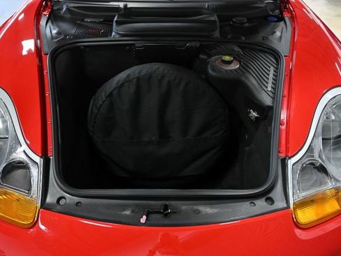 Used 2001 Porsche Boxster image 36