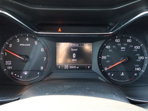 Used 2022 Chevrolet TrailBlazer LT w/ Sun and Liftgate Package AWD/4WD image 17