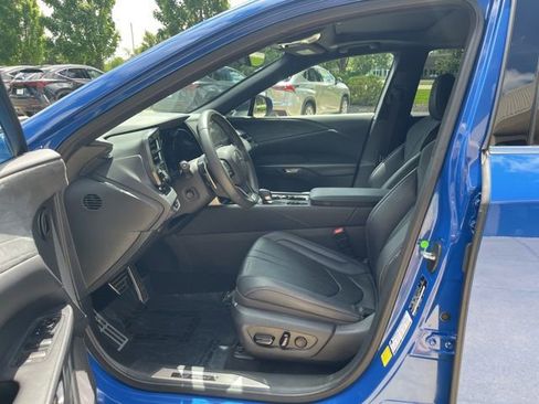 Used 2023 Lexus RX 350 F Sport w/ Accessory Package AWD/4WD image 9
