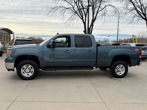 Used 2010 GMC Sierra 2500 SLT w/ SLT Convenience Package image 6
