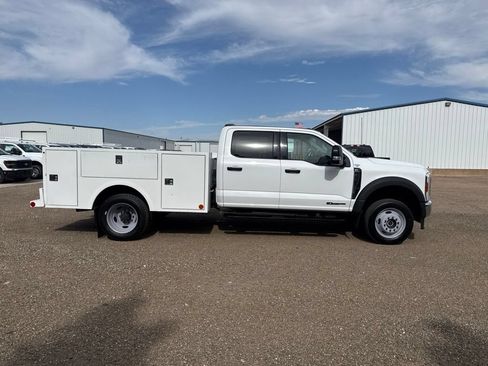 Used 2024 Ford F450 XLT AWD/4WD image 8