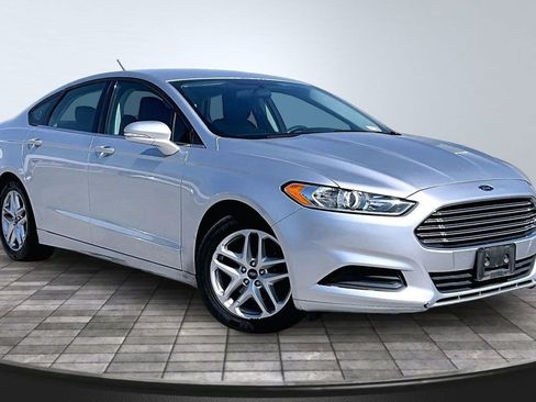 Used 2013 Ford Fusion SE FWD image 37