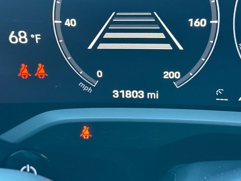 Certified 2022 Porsche Taycan 4 Cross Turismo image 26