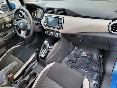 Used 2020 Nissan Versa SV image 26