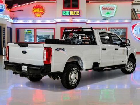 Used 2024 Ford F250 XL image 3