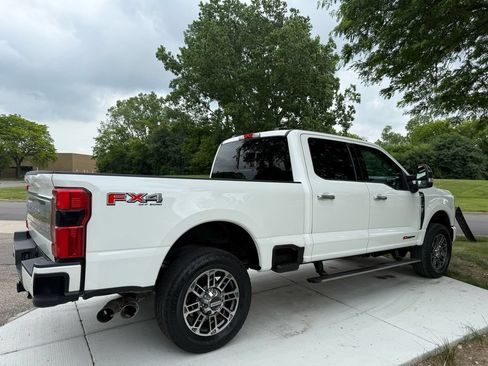 Used 2024 Ford F250 Limited w/ FX4 Off-Road Package AWD/4WD image 5