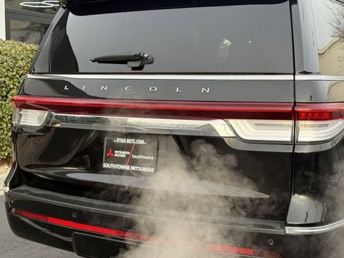 Used 2024 Lincoln Navigator Reserve image 35