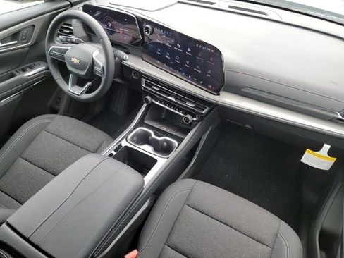 New 2026 Chevrolet Traverse LT w/ Sun and Wheel Package image 32