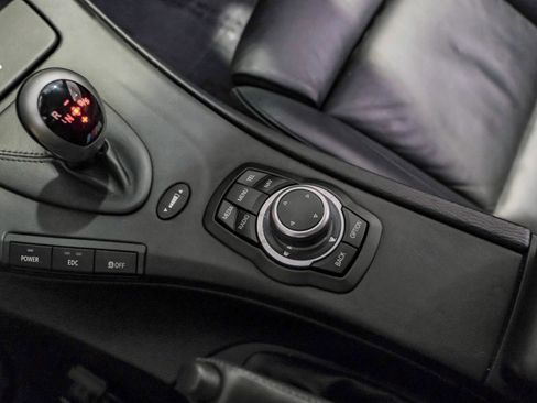 Used 2013 BMW M3 Coupe w/ Premium Pkg image 21