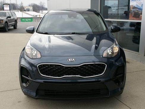 Used 2022 Kia Sportage LX image 6