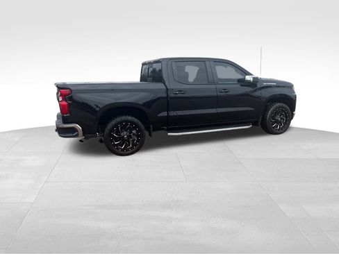 Used 2019 Chevrolet Silverado 1500 LT w/ Convenience Package image 17