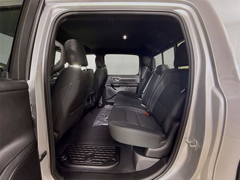 New 2026 RAM 1500 Big Horn AWD/4WD image 11