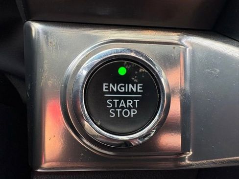 Used 2023 Ford F150 Lariat w/ Equipment Group 502A High AWD/4WD image 26