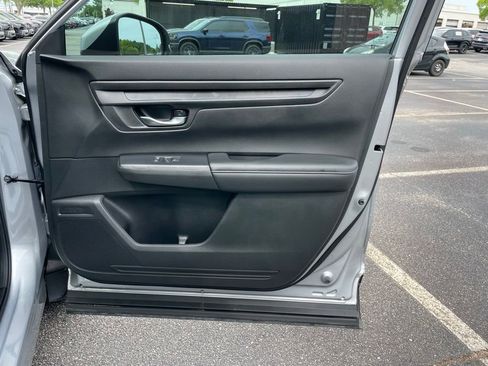 Certified 2025 Honda CR-V EX image 29