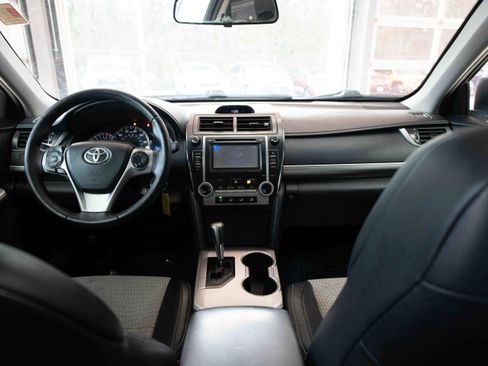 Used 2012 Toyota Camry SE image 20