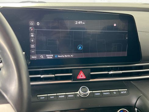 Used 2023 Hyundai Elantra SEL w/ Convenience Package FWD image 13