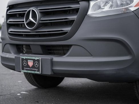 Used 2024 Mercedes-Benz Sprinter 2500 image 12