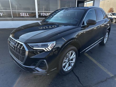 Used 2025 Audi Q3 2.0T Premium image 4