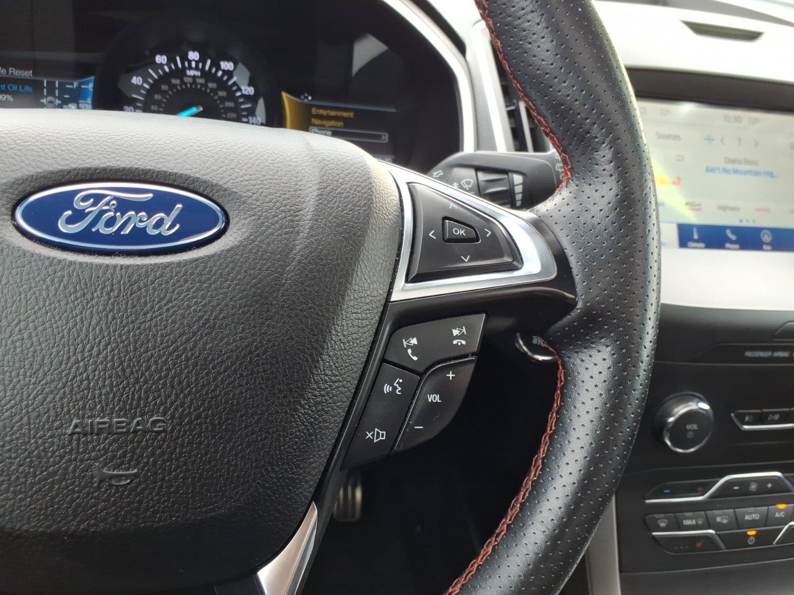 Used 2020 Ford Edge ST-Line w/ Cold Weather Package AWD/4WD image 19