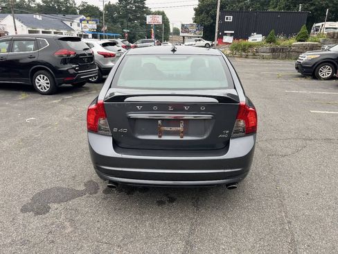 Used 2009 Volvo S40 T5 R-Design AWD/4WD image 10