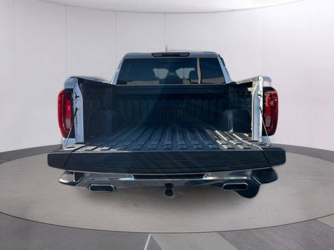 Used 2024 GMC Sierra 1500 SLT w/ SLT Premium Plus Package AWD/4WD image 5