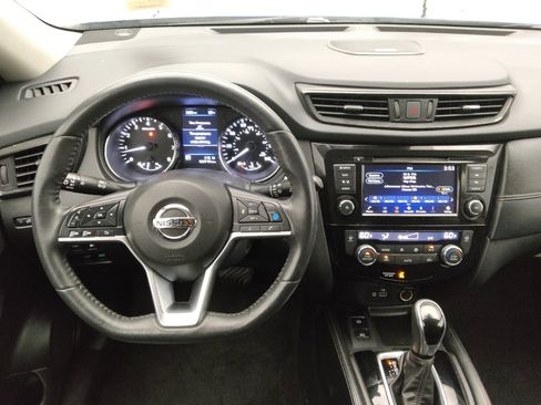 Used 2020 Nissan Rogue SL w/ Premium Package FWD image 22