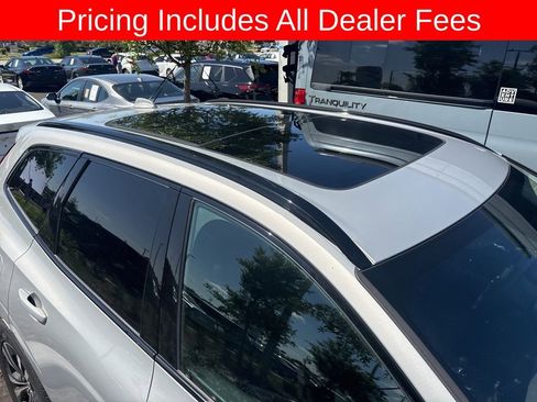 Used 2024 Volvo XC60 B5 Core AWD/4WD image 7