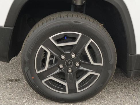 New 2026 Jeep Cherokee Laredo AWD/4WD image 11