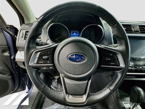 Used 2018 Subaru Legacy 2.5i Premium w/ Popular Package #1 AWD/4WD image 11