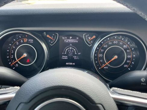 Used 2020 Jeep Gladiator Sport w/ Quick Order Package 24S AWD/4WD image 33