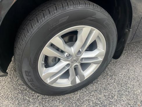 Used 2013 Nissan Rogue SV w/ Premium Pkg AWD/4WD image 8