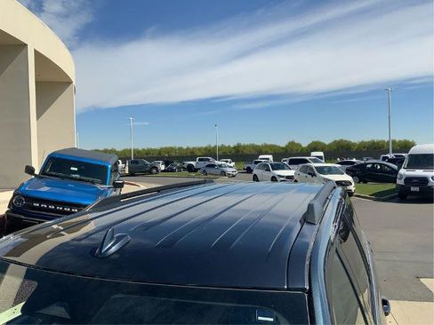 Certified 2023 Ford Expedition XLT image 11